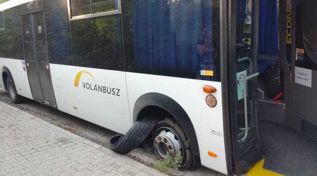 Defekt a Volánbuszon: az extrém hőség okozhatta a balesetet?