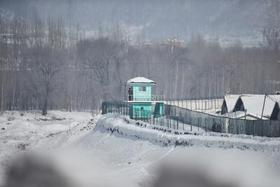 Észak-koreai tiszt sikeres szökése Dél-Koreába a veszélyes határzónán át