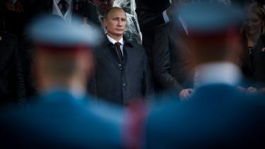 Vlagyimir Putyin mozgatja a szálakat: Sojgu helyzete bizonytalanná válhat