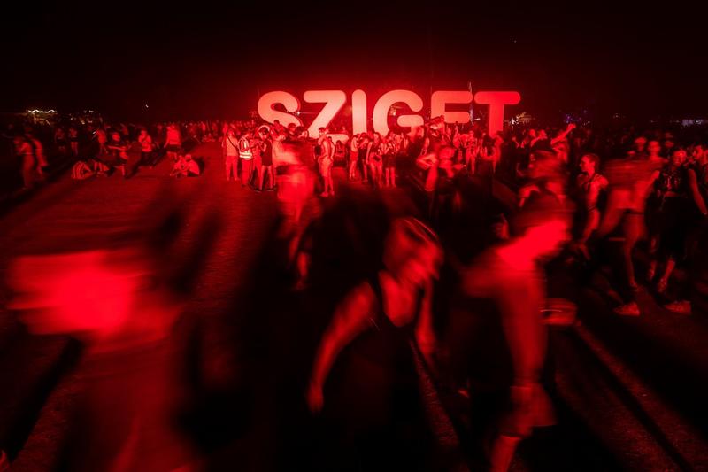 Sziget Fesztivál kezdete: közlekedési tippek és újdonságok