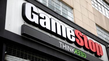 Mémrészvények újra hódítanak: GameStop és AMC árfolyam emelkedés
