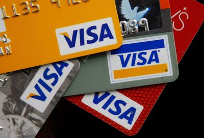 Visa új Digitális Sürgősségi Kártyacsere szolgáltatása az utazóknak