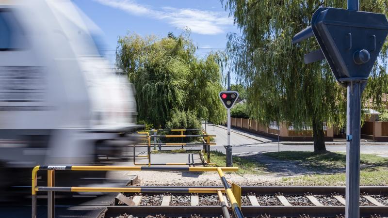 Halálos vonatbaleset Kisvárda közelében: jelentős késések várhatóak