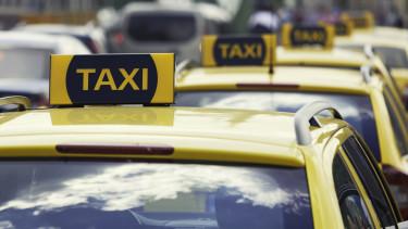 Budapesti taxis piac: Bolt és Főtaxi dominancia az Uber érkezésével