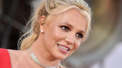 Britney Spears szembenéz mentális és pénzügyi összeomlással