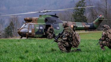 NATO-katonák Ukrajnába küldése: növekvő támogatás Európában