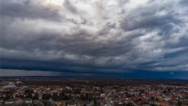 Hidegfront érkezett, véget ért a kedvezményes fűtési idény