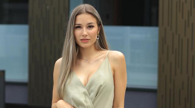 Búcsút int a koronának Hacsi Boglárka, a Miss World Hungary győztese