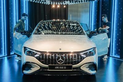 Mercedes: A plug-in hibridek iránti bizalom ellenére csökkent az éves előrejelzés