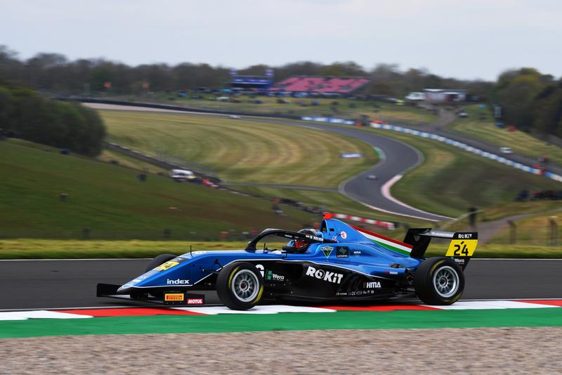 Molnár Martin izgalmas debütálása a brit Formula-4-es bajnokságban