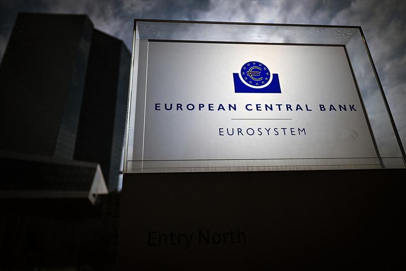Árnyékbankok növekedése Európában: kockázat a pénzügyi stabilitásra