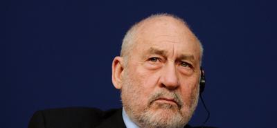 Joseph Stiglitz: a neoliberális gazdaságpolitika és a demokrácia válsága