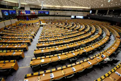 Európai Parlament nyitóülése: választások és döntések Orbán nélkül
