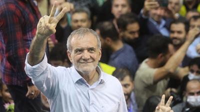 Maszúd Peszeskján győzelmet aratott az iráni elnökválasztáson