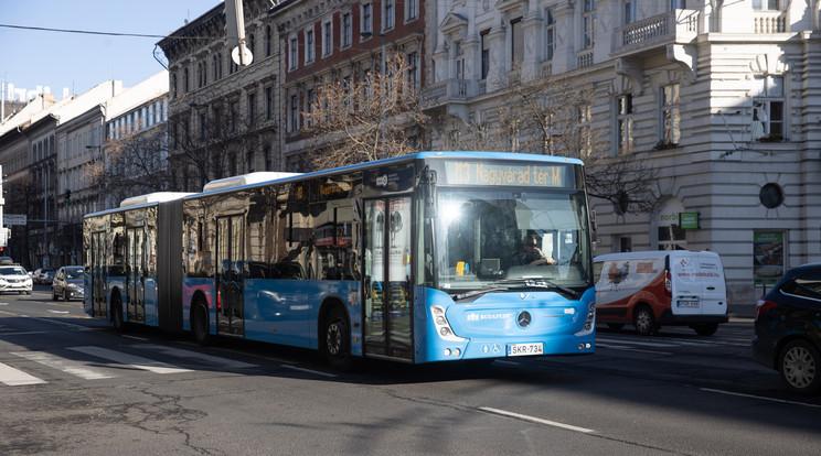 Forgalomkorlátozások az Élet menete rendezvény miatt Budapest belvárosában