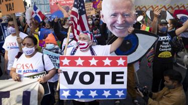 Biden elnök adománygyűjtő kampányrendezvényt tartott hollywoodi sztárokkal