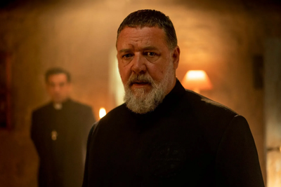 Russell Crowe ismét ördögűző papként tér vissza a filmvászonra