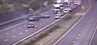 Veszélyes manőverek az M7-es autópályán – Friss videó a balesetről