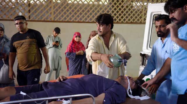 Több száz ember halt meg a pakisztáni hőhullám következtében