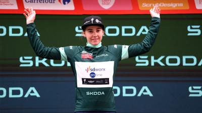 Vas Blanka piros és zöld trikóban is az élen a Vuelta női versenyén