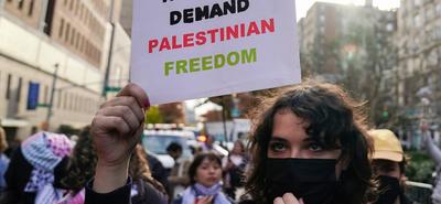 Több mint ezer letartóztatás az amerikai palesztinbarát diáktüntetéseken