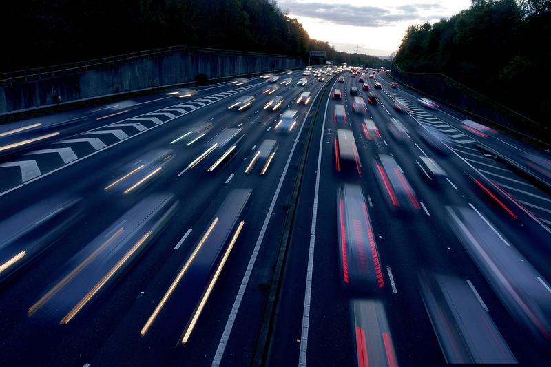Gazdátlan pótkocsi okoz fennakadást az M7-es autópályán