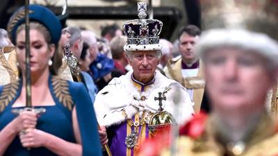 Egy év a trónon: III. Károly uralkodásának meghatározó pillanatai